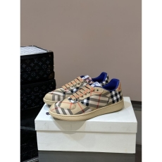 Burberry Low Shoes